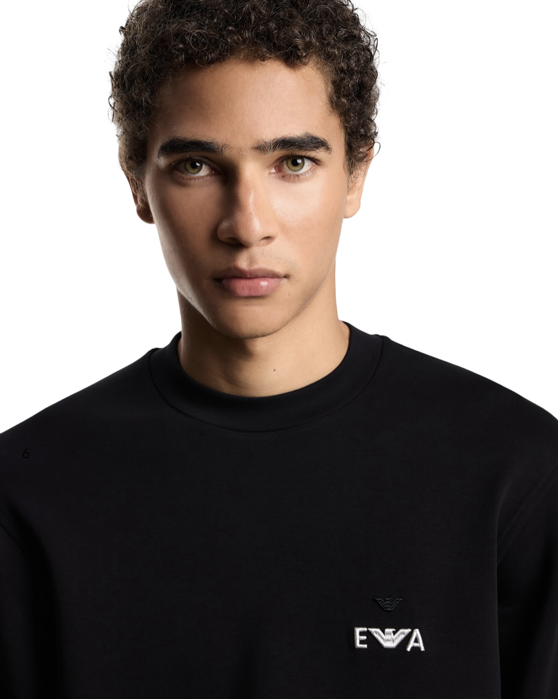 EMPORIO ARMANI - Felpa Nera con ricamo EA in rilievo
