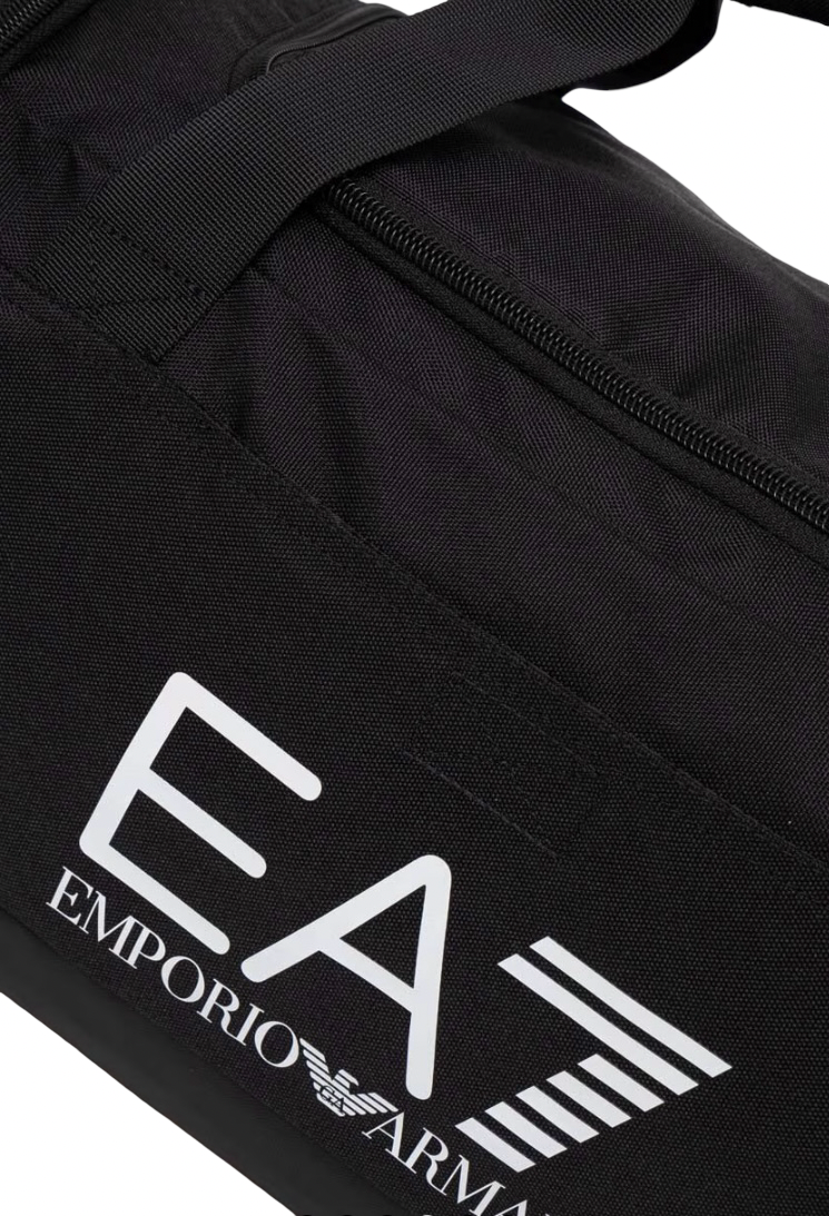 EA7 - Borsa Sportiva Nera con Maxi Logo in Tessuto Tecnico